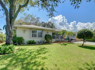 1239 16th Ave N, Lake Worth, FL 33460
