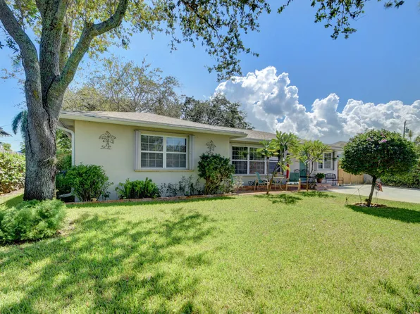 1239 16th Avenue N, Lake Worth Beach, FL 33460