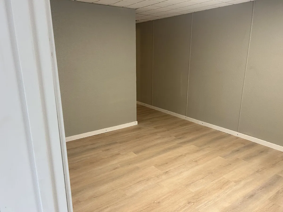 Building Photo - 1339 W Vest St #2A