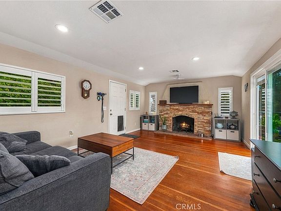 3rd image of 1277 Carbon Canyon Rd
