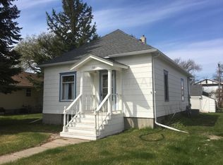 104 1st St NE, Dilworth, MN 56529