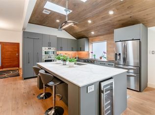 5601 Travis Green Ln, Austin, TX 78735