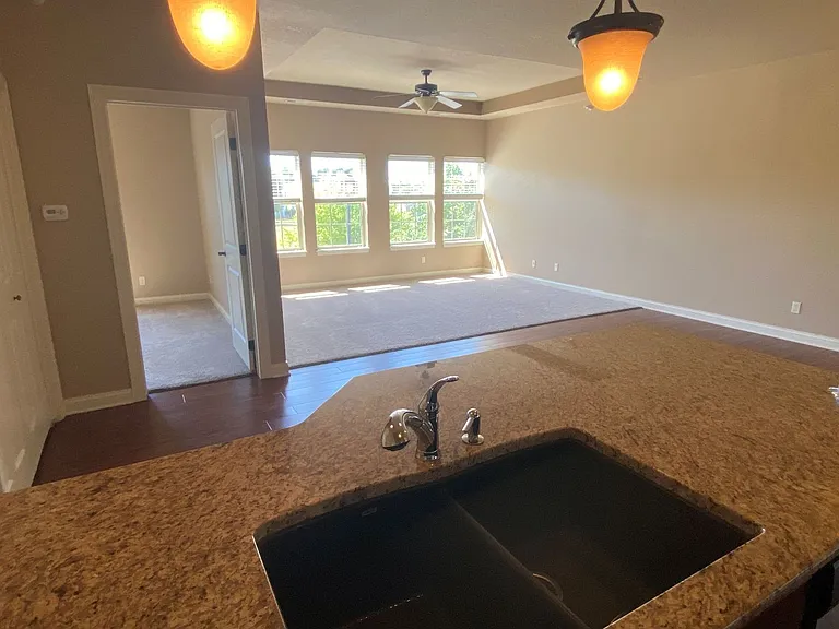 2815 Northridge Pkwy #205 — Photo 5