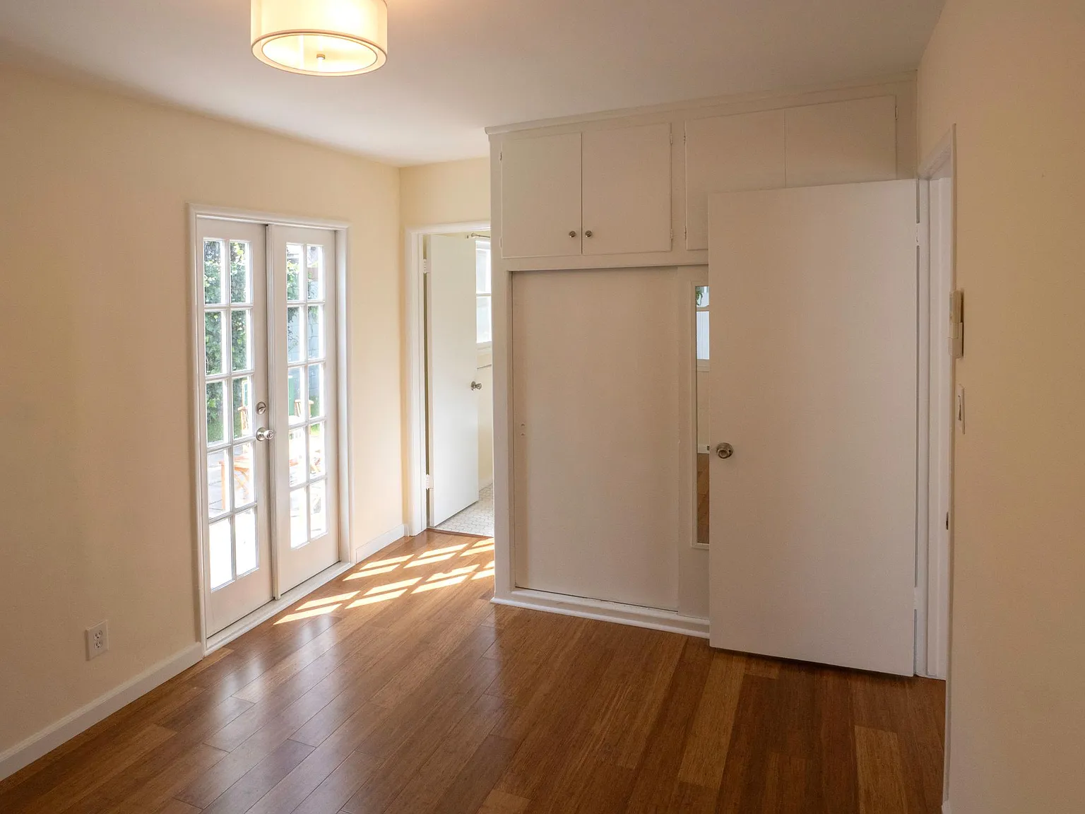 1 bed, 600 sqft, $2,625 — Photo 2