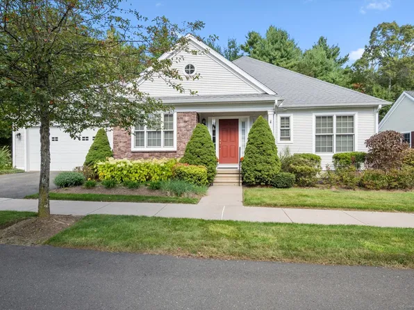 1 Ashton Circle #1, Simsbury, CT 06070
