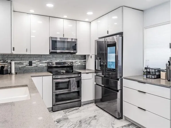 2650 COUNTRYSIDE BOULEVARD #C305, CLEARWATER, FL 33761