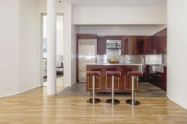 Rented by Compass | media 11