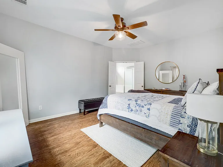 411 W Saint Elmo Rd #37 — Photo 15