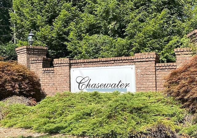 2nd image of 107 Willowbend Dr