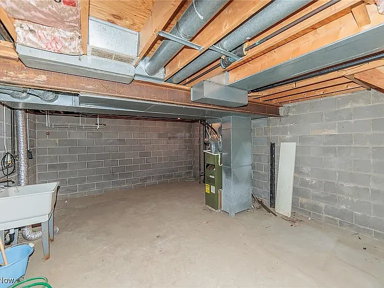 19021 Abby Ave — Photo 25