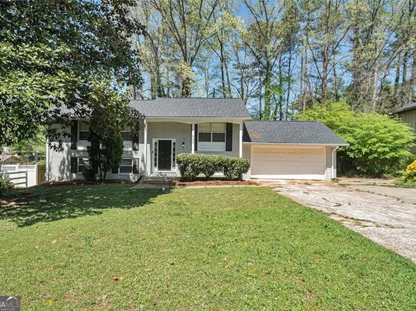 4590 Cedar Ridge Trl, Stone Mountain, GA 30083