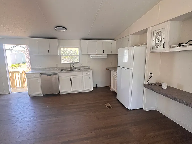 508 Goldsmith Rd — Photo 4