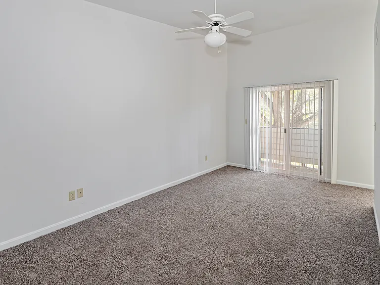 2745 Grinstead Dr #204 — Photo 15