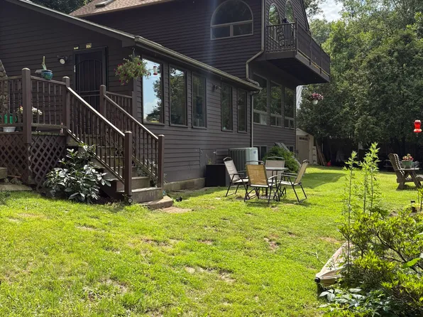 64 Jobs Gate 2 Road, Portland, CT 06480