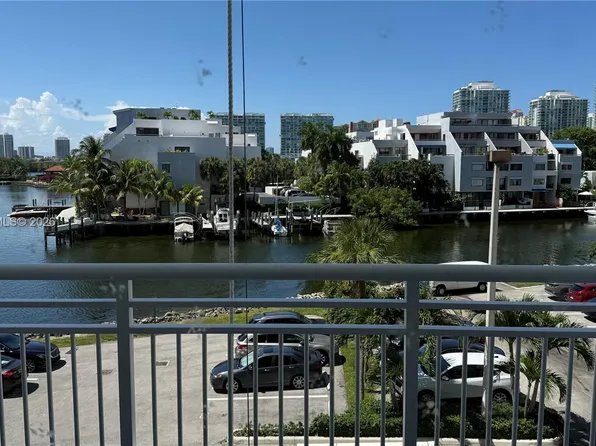 400 Kings Point Dr, Sunny Isles Beach, FL