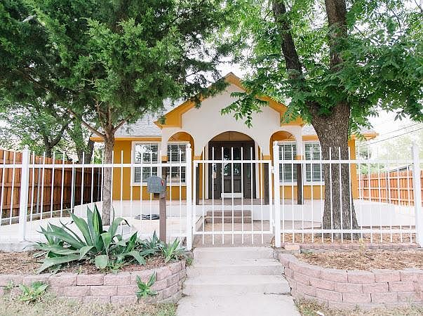 1st image of 906 NW 14th St #1