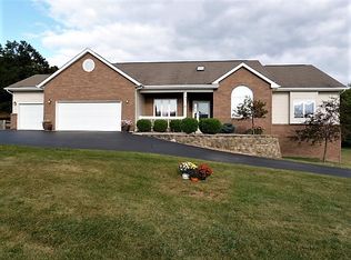 7792 Canterbury Ridge Dr, South Beloit, IL 61080