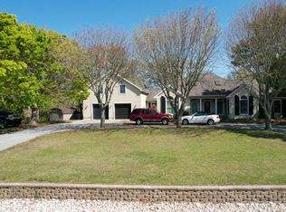 11215 Woodside Dr, Berlin, MD 21811