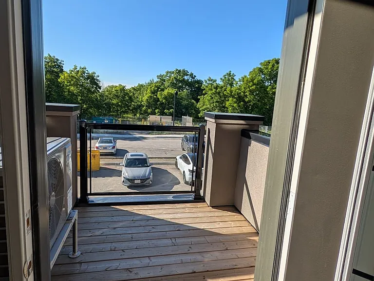 660 Colborne St W #30 — Photo 5