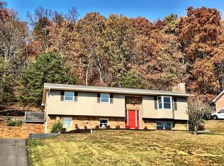 301 Hidden Acres Rd, Kingsport, TN 37664