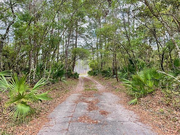 3rd image of 349 SEMINOLE WOODS BLVD