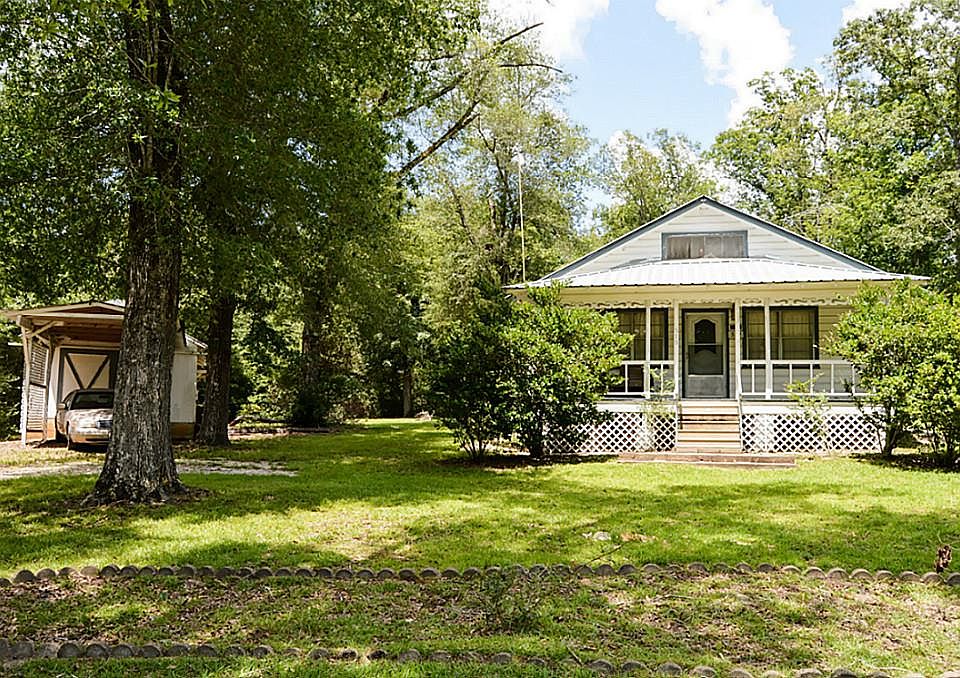 1st image of 579 Gordon Dr