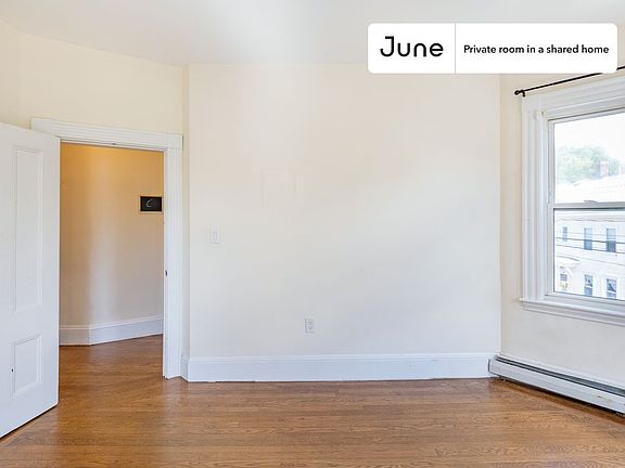 5th image of 106 Buttonwood St #2-B