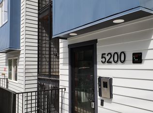 5200 22nd Ave NE #302, Seattle, WA 98105
