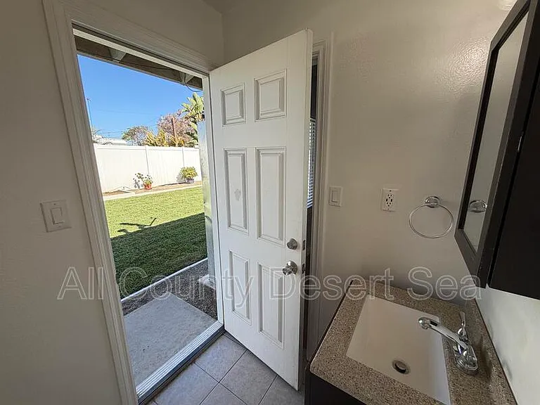 19432 Cindy Ln — Photo 19