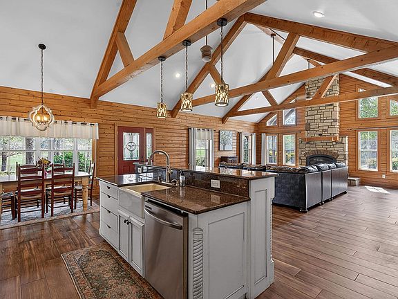 5th image of 10449 Sheep Rd