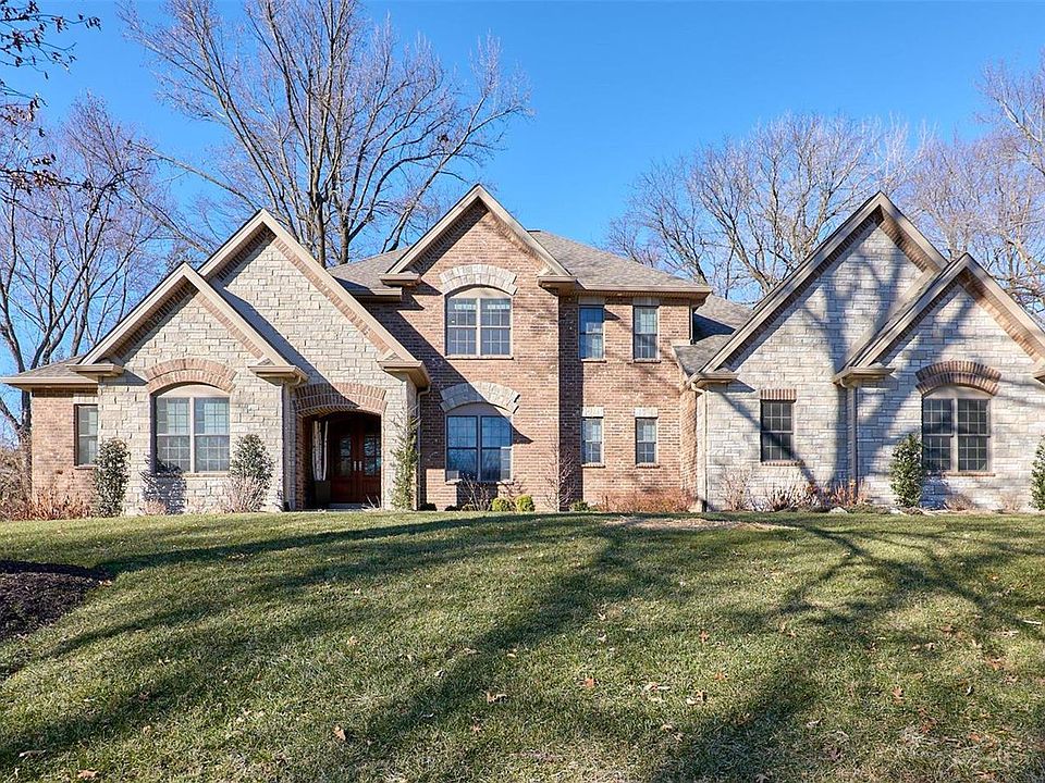 2nd image of 16 Ridge Crest Dr