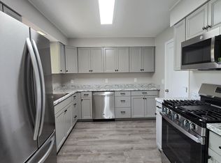 6911 Palm Ave, Fair Oaks, CA 95628