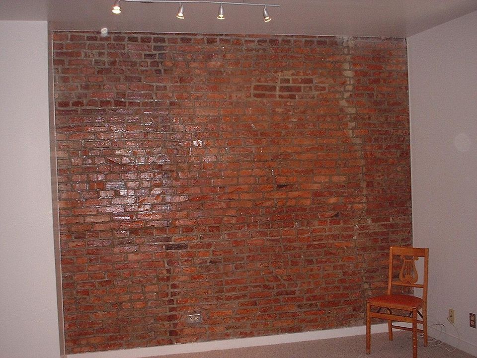 1st image of 846 S Front St Floor 3