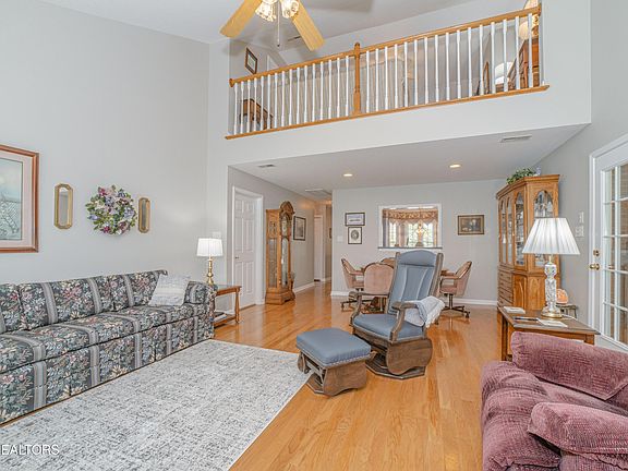 5th image of 7622 Saint Baron Way