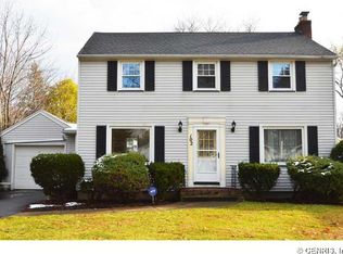 102 Mayville Ln, Rochester, NY 14617