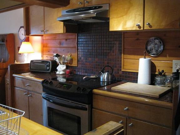 4th image of 86 Penny Ln