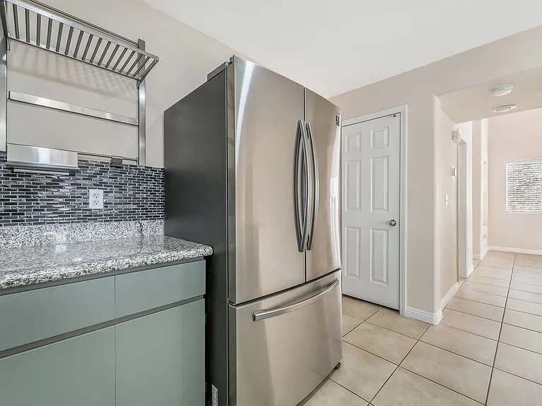 5078 Tioga Pass Ave — Photo 11
