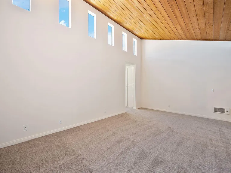 Elan Beachpointe Carlsbad — Photo 19