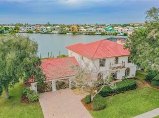813 Chipaway Dr, Apollo Beach, FL 33572