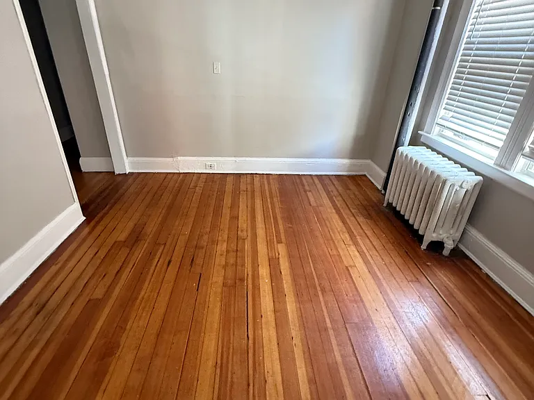 344 Farmington Ave #1C — Photo 3