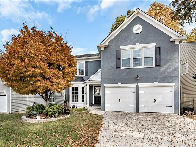 320 Avebury Ct — Photo 1