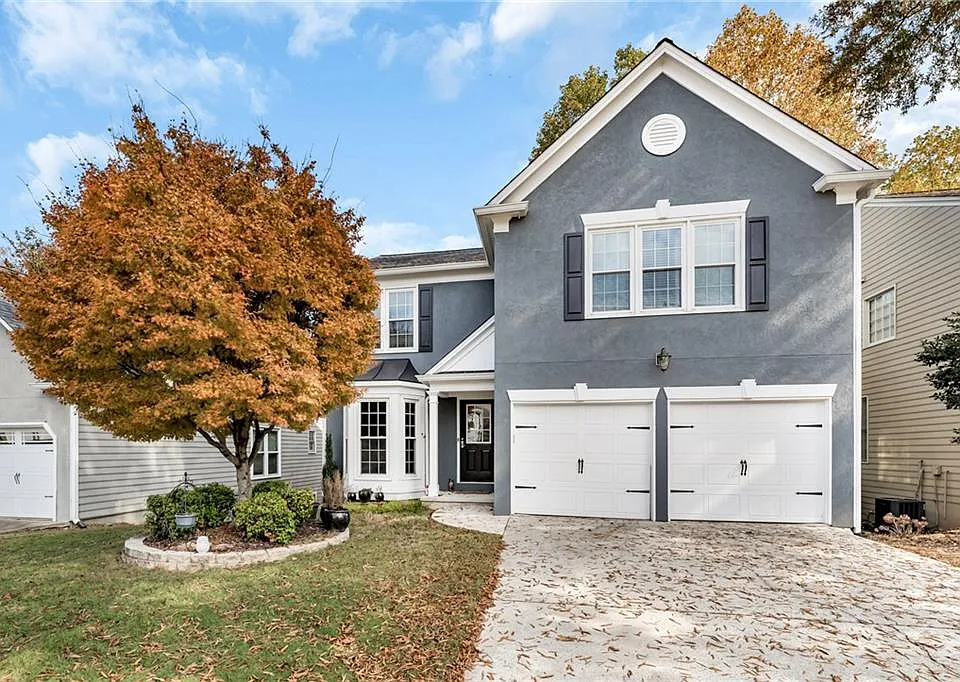 320 Avebury Ct