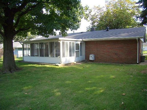 5th image of 4777 Burkhardt Ave