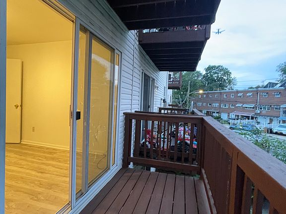 2nd image of 423 Zerega Ave #2A