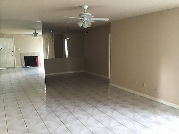 2nd image of 9797 Leawood Blvd APT 1407