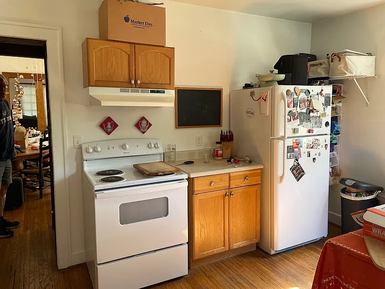 157 E Como Ave — Photo 10