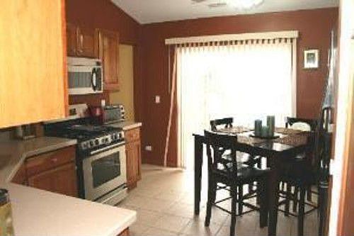 5th image of 3331 Bromley Ln