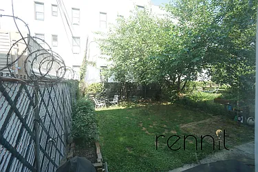 Rented by Rennit Inc.