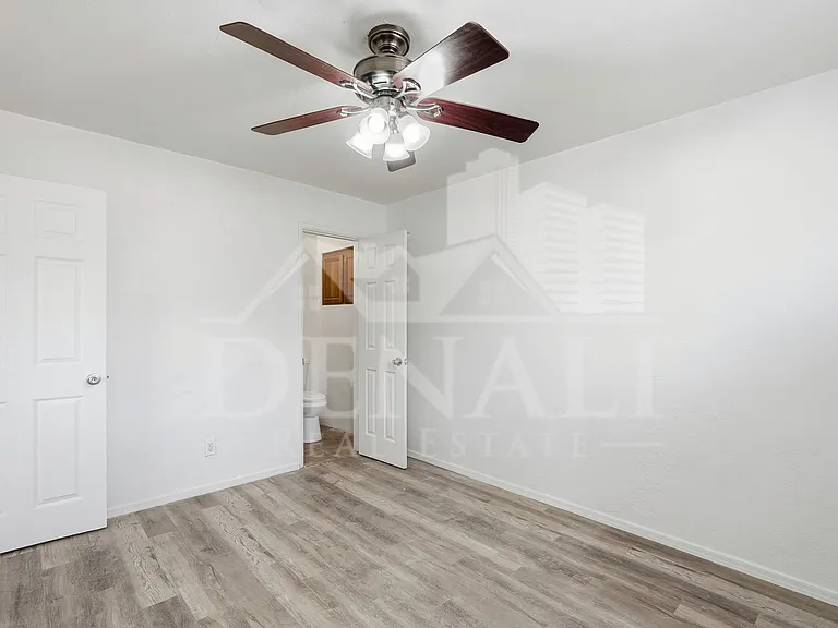 3801 N 4th Ave — Photo 13