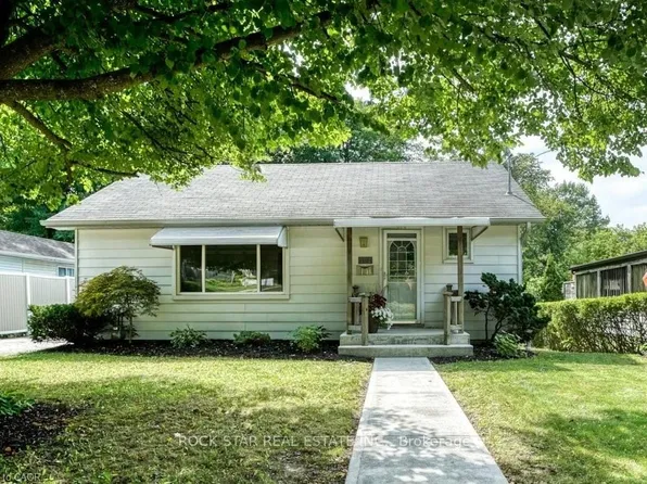 102 Kribs St, Cambridge, ON N3C 3N5